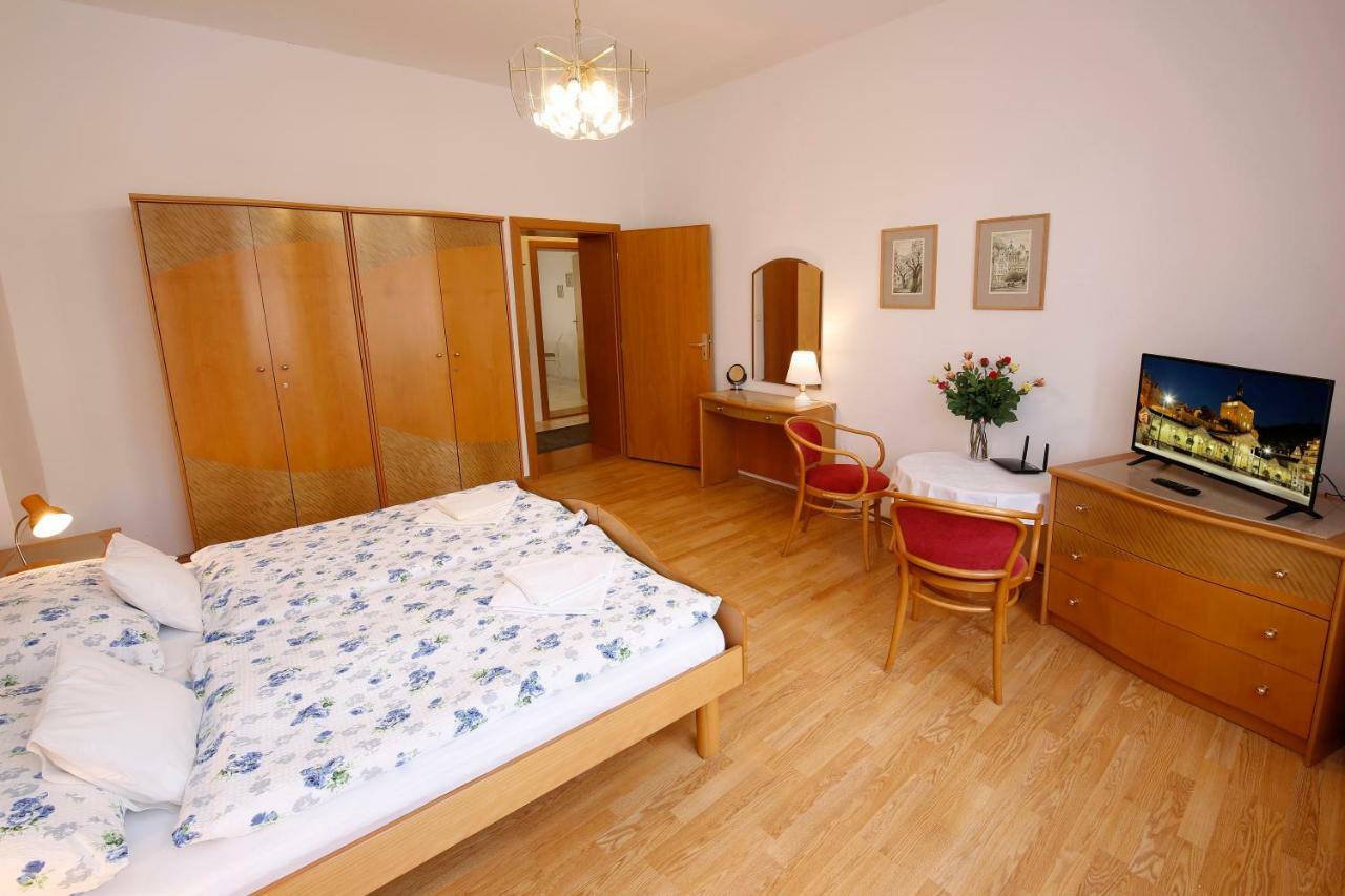 Apartman Moravska Karlovy Vary Exterior foto